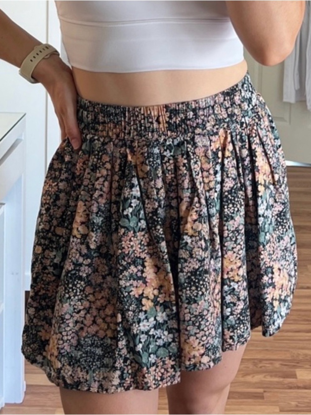 New American Eagle Floral Elastic-Waist pleated Mini Skirt - Pink & Green S